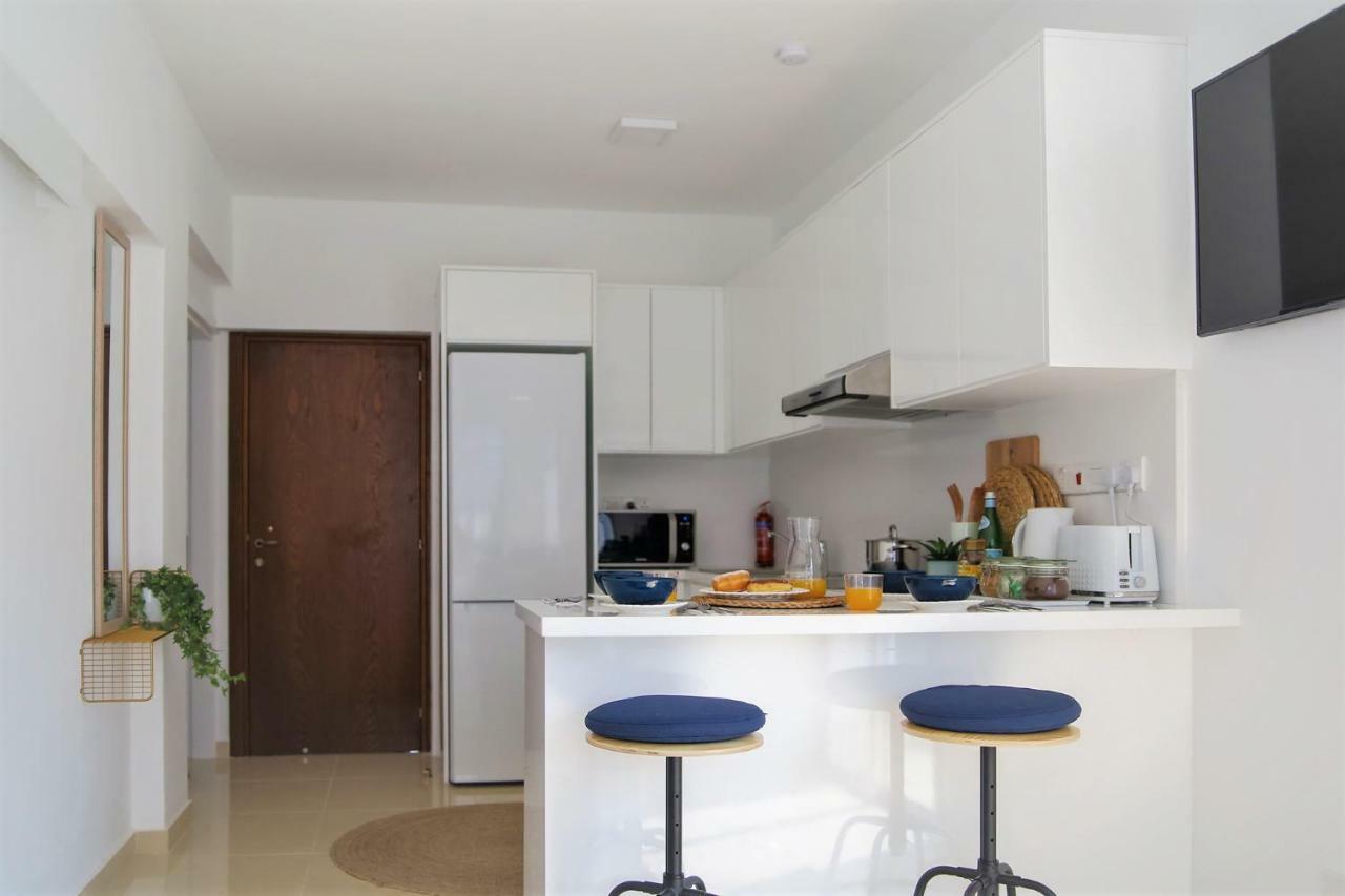 Phaedrus Living: Seaside Luxury Flat Lighthouse 68 Apartment Paphos Ngoại thất bức ảnh