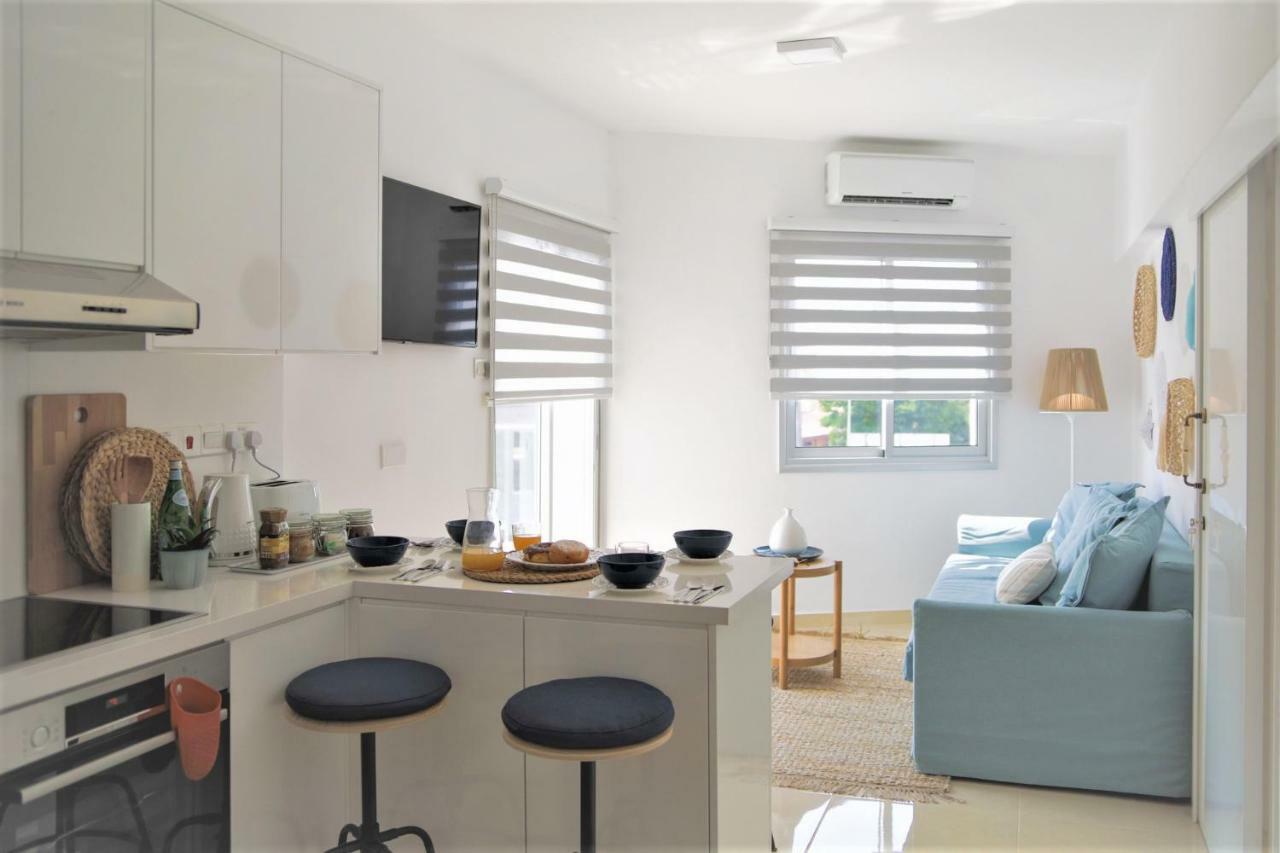 Phaedrus Living: Seaside Luxury Flat Lighthouse 68 Apartment Paphos Ngoại thất bức ảnh
